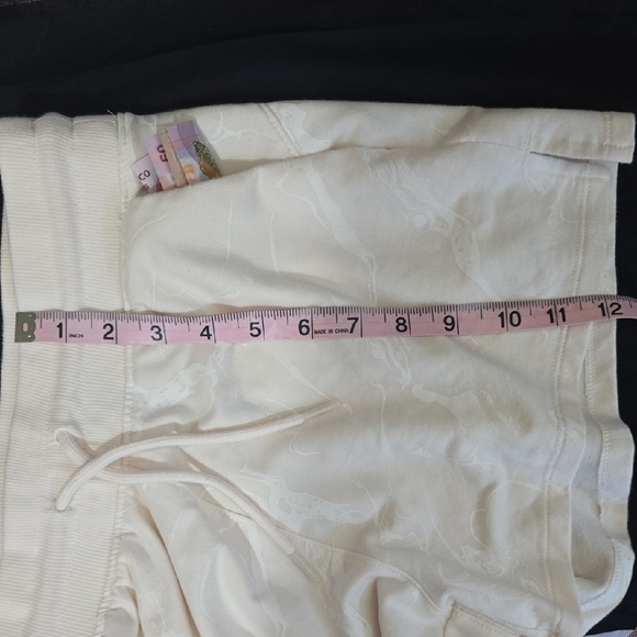 All in Motion Women's Athletic Cream Shorts - Picture 4 of 4